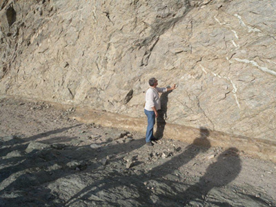 detachment fault